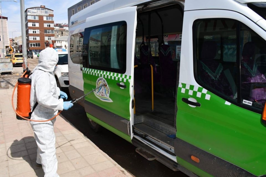 Toplu Taşıma araçları ve taksilere ilaçlama yapılıyor