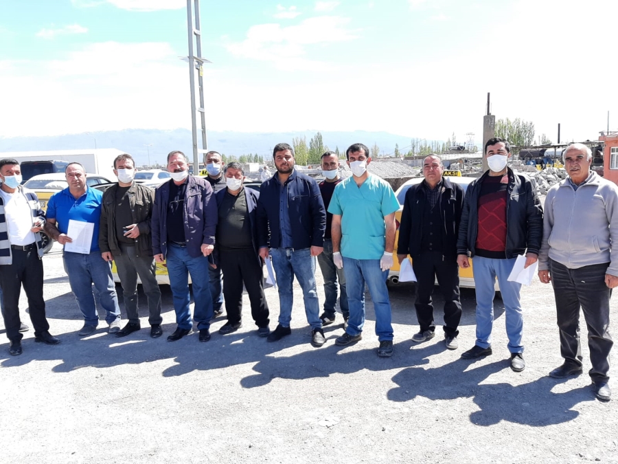 ŞOFÖRLER ODASI TARAFINDAN TİCARİ TAKSİLER DEZENFEKTE EDİLDİ