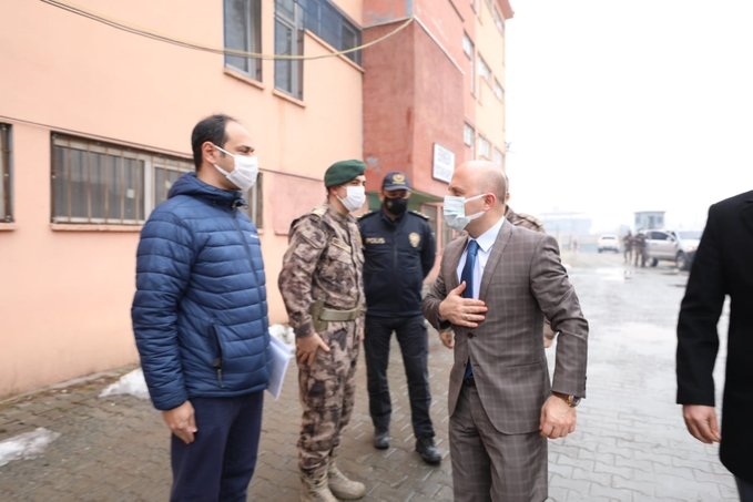 Vali Varol Doğubayazıt’ta incelemelerde bulundu 