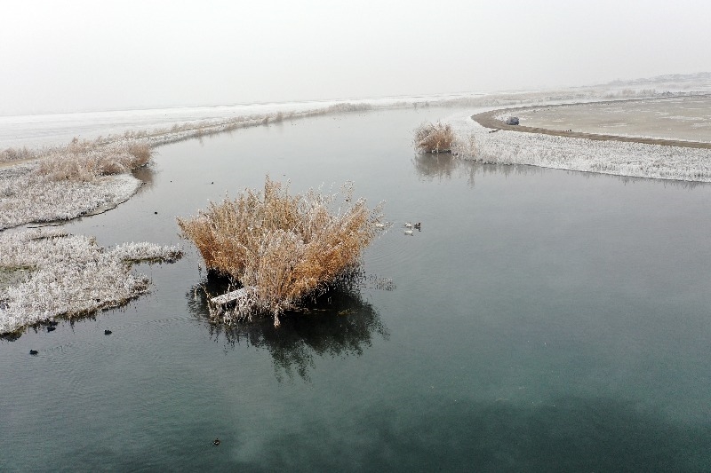 Ağrı Dağı Milli Parkı kış güzelliğiyle göz kamaştırıyor