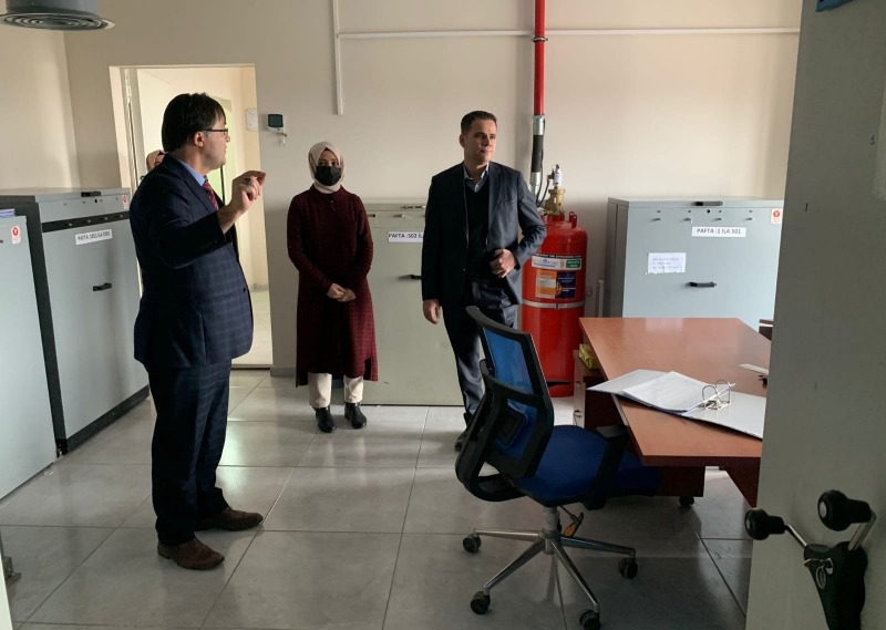 Kaymakam Akpınar Doğubayazıt Tapu ve Kadastro Müdürlüğünün yeni binasını ziyaret etti