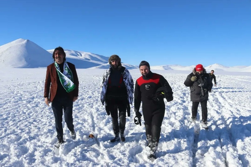 Balık Gölü Festivali atlı kızak ve su altı dalışı ilgi gördü