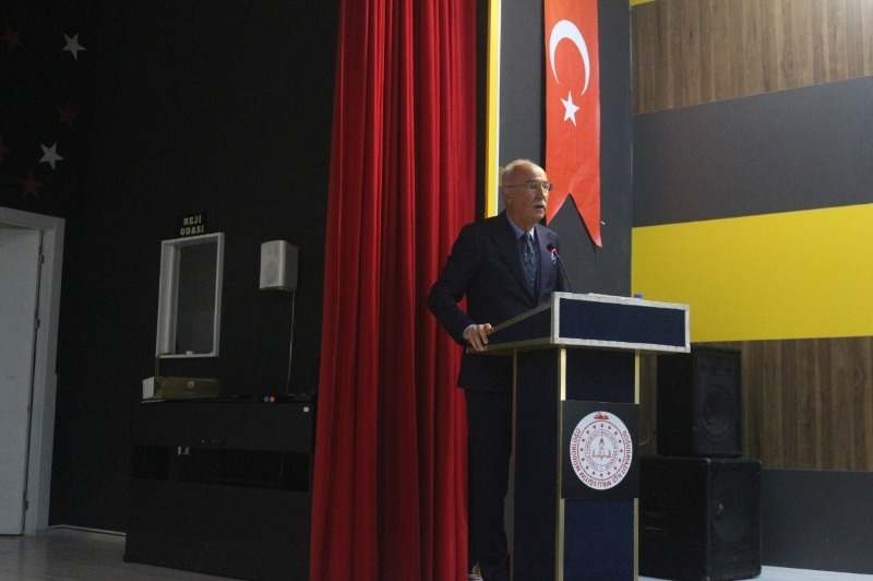 Doğubayazıt’ta “Fuat Sezgin ve İslam Bilimler Tarihi” adlı konferans 