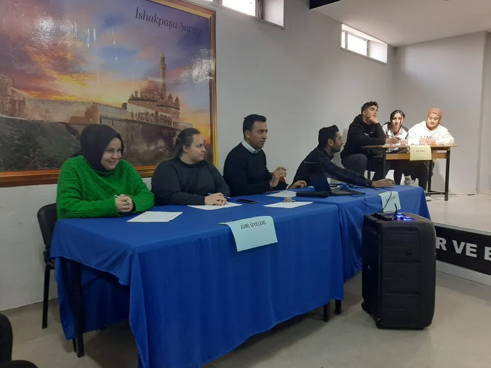 Doğubayazıt Rıza Ertuğrul Eryılmaz Anadolu Lisesi  ''Kim Bilir?'' Bilgi yarışması 