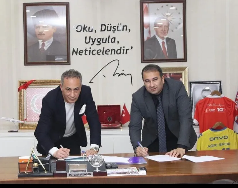 Belediye Başkanı Metin Karadoğan ile ASKF Başkanı Erkan Kösedağ arasında 