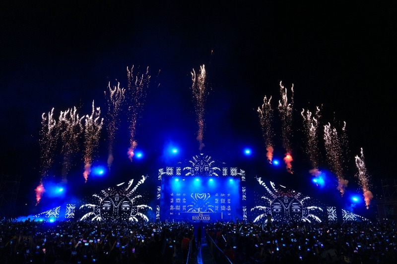 Doğubayazıt'ta Dosso Dossi Holding’in düzenlediği Ağrı Dağı müzik festivaline büyük ilgi