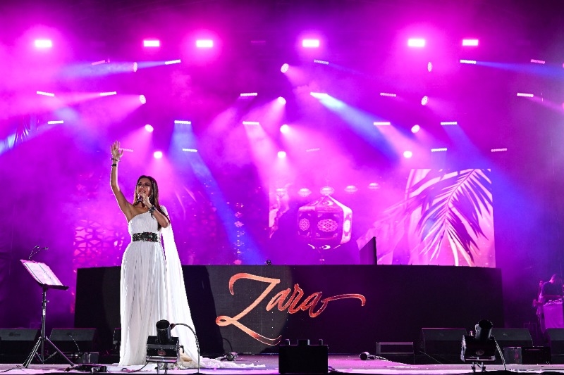 Doğubayazıt'ta Dosso Dossi Holding’in düzenlediği Ağrı Dağı müzik festivaline büyük ilgi