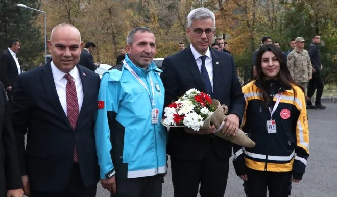 Sağlık Bakanı Memişoğlu’nun Ağrı Ziyareti 