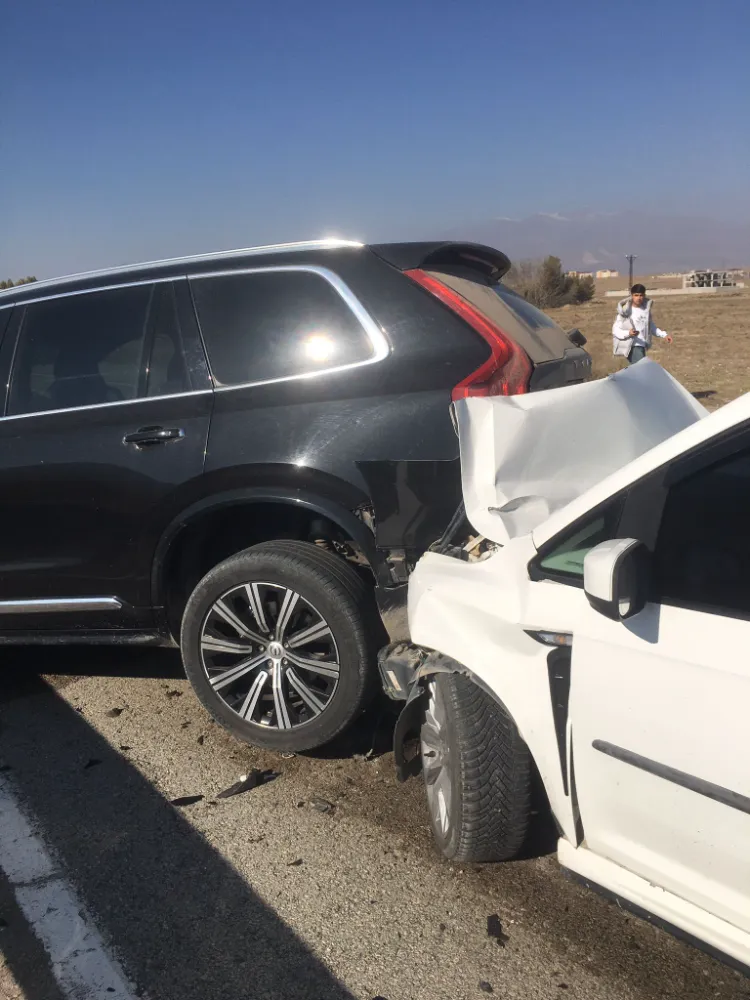 Taşlıçay ve Doğubayazıt ilçelerinde meydana gelen trafik kazalarında 2