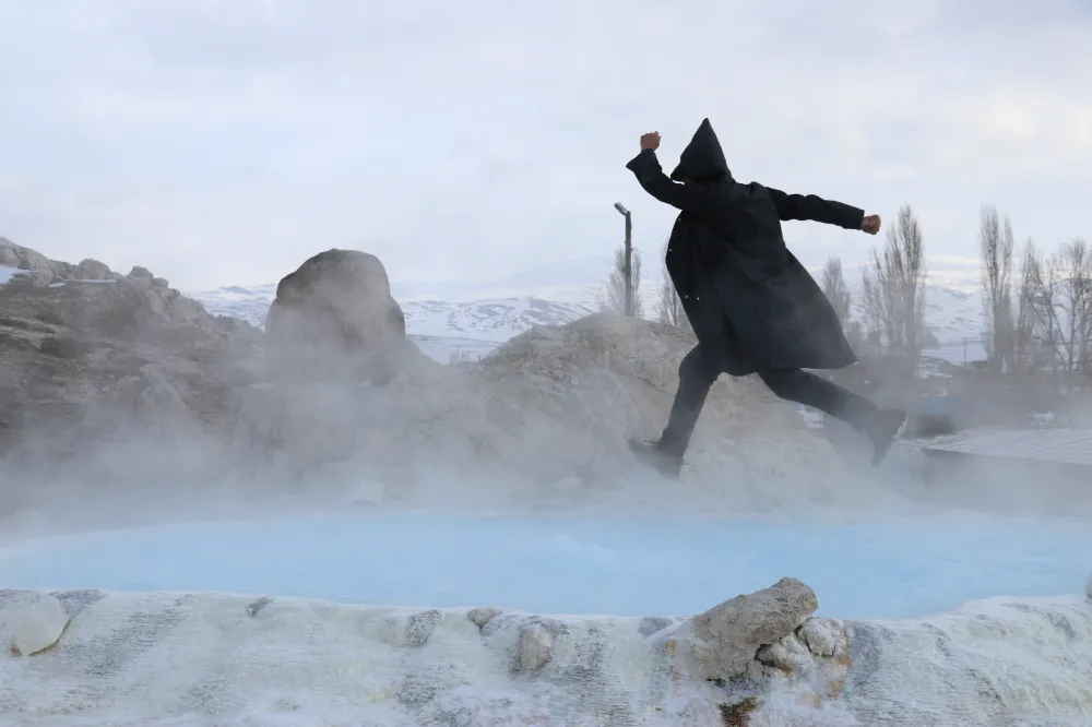 Ağrı'nın karla kaplı güzellikleri fotoğraf tutkunlarını ağırlıyor