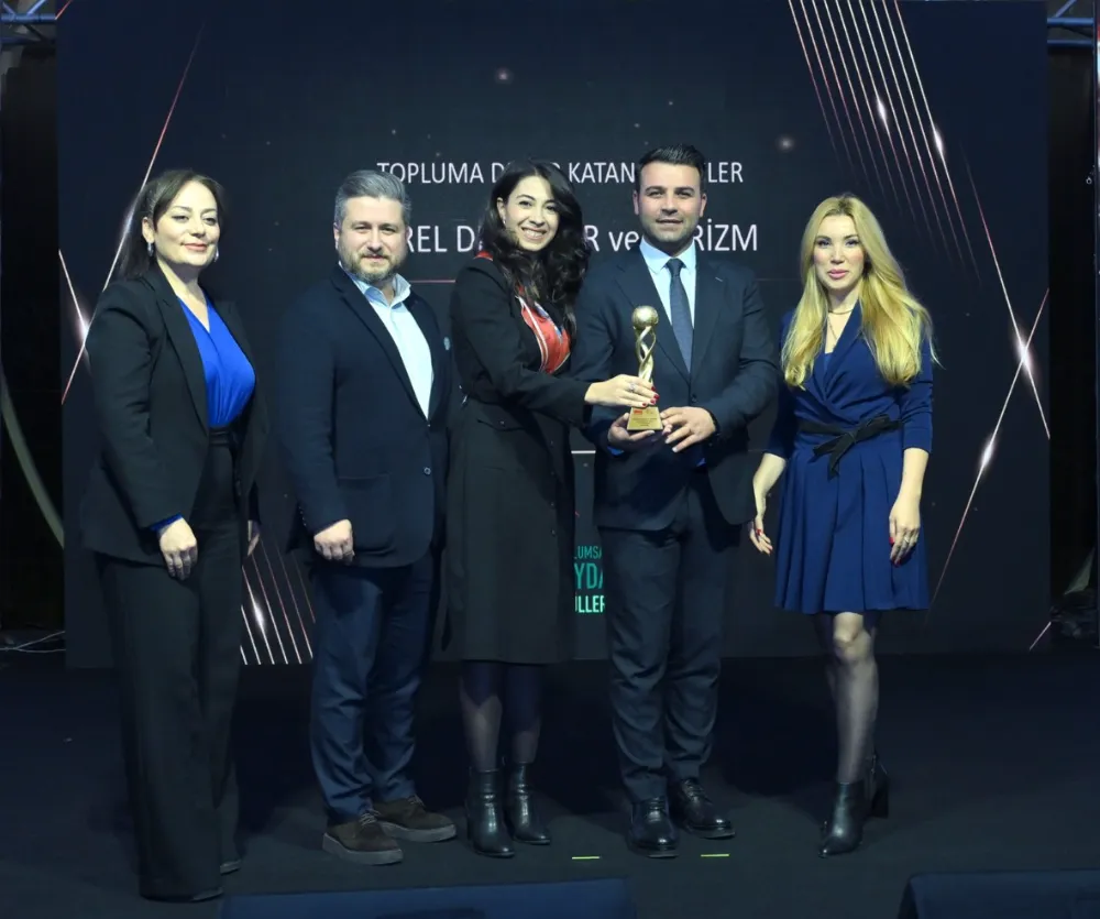 “Zirvenin Şefleri”ne Anlamlı Ödül