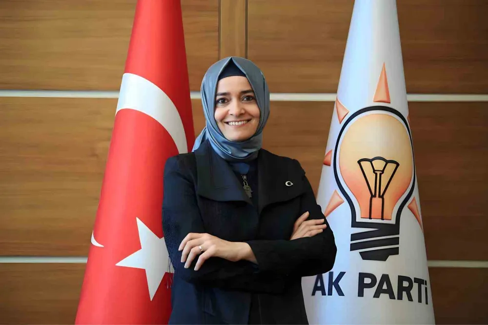 Eski Aile Bakanı hemşehrimiz Fatma Betül Sayan Kaya yeniden Ak Parti MYK Sosyal Politikalar Başkanı oldu