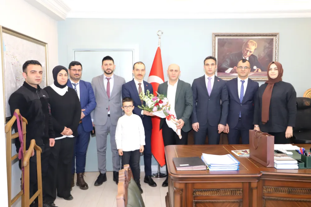  Vergi Dairesi Müdürü Serhat Erden Vergi Haftası etkinliği kapsamında Kaymakam Ekinci
