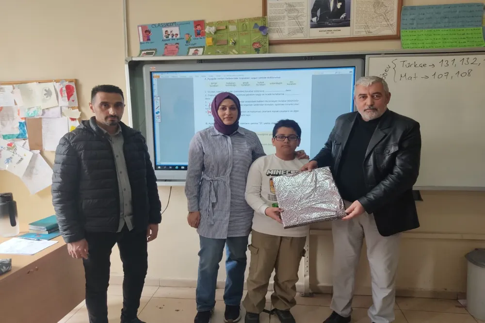 Siyer Yarışması’nda Türkiye geneli dereceye giren 22 Ağrılı ödüllendirildi