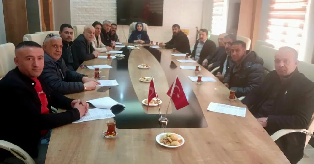DOĞUBAYAZIT İLÇESİNDE YENİ KİMLİK KARTI ALMAYAN KALMASIN