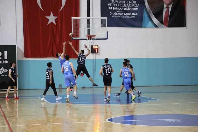 Yurt Lig Basketbol Heyecanı Ağrı