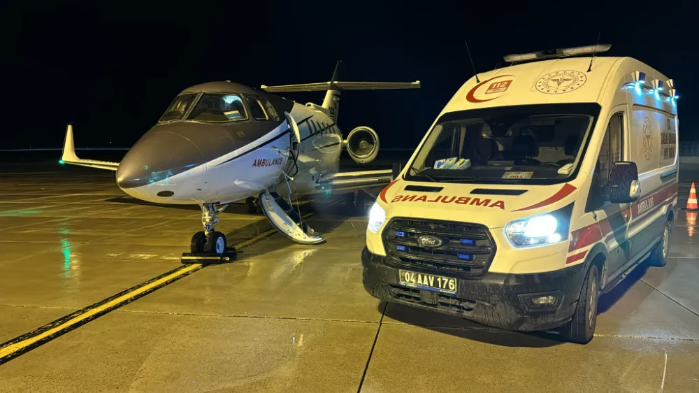 Ağrı Eğitim ve Araştırma Hastanesi’nden Ambulans Uçak Yenidoğan Bebek için havalandı