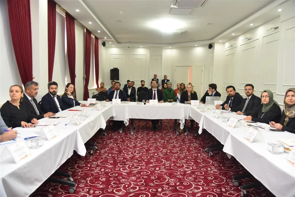 Ağrı, Van, Iğdır ve Muş illerinden Sağlık Müdürleri katılımı ile Van ilinde Halk Sağlığı Değerlendirme Toplantısı gerçekleştirildi