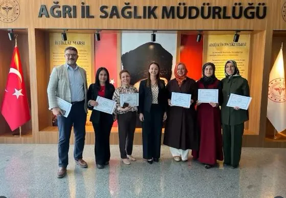Ağrı Sağlık Müdürlüğü Yenidoğan Canlandırma Programı (NRP) kapsamında eğitim