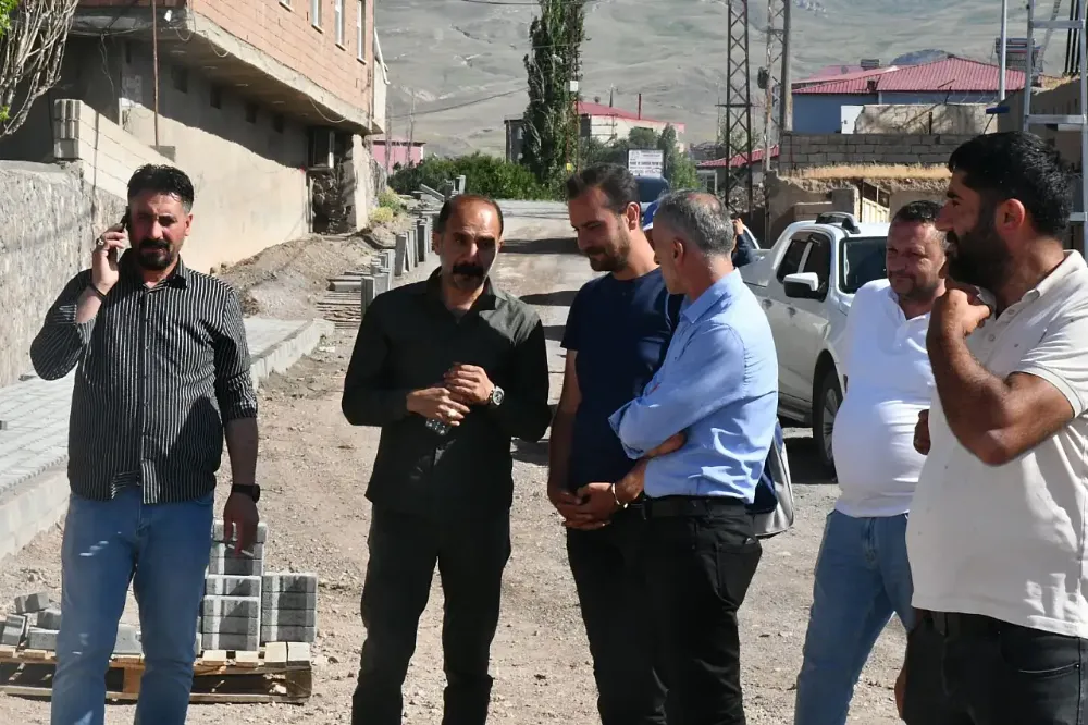 Asfalt Çalışmaları Hürriyet Mahallesi Kervan Sokakta Başladı