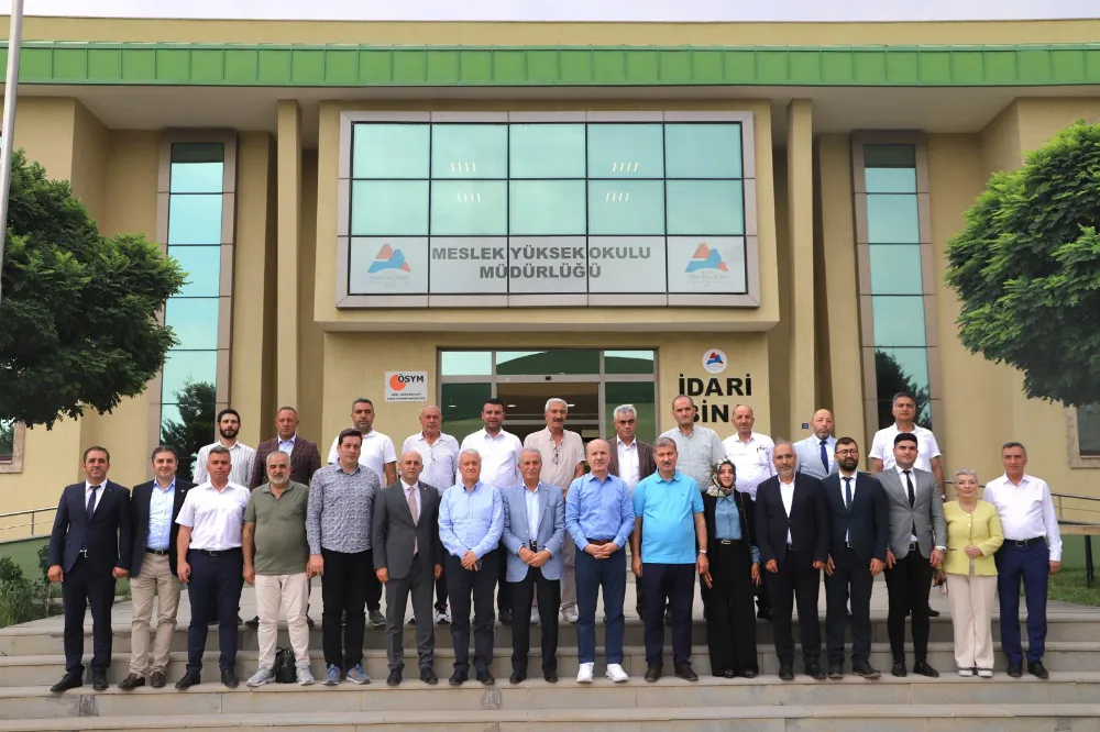 YÖK Başkanı Prof. Dr. Özvar, Rektör  Gülçin, İş insanı Çeçen Doğubayazıt’ta.  Faaliyete girecek Ahmed-i Hani Meslek Yüksek Okulu tanıtıldı