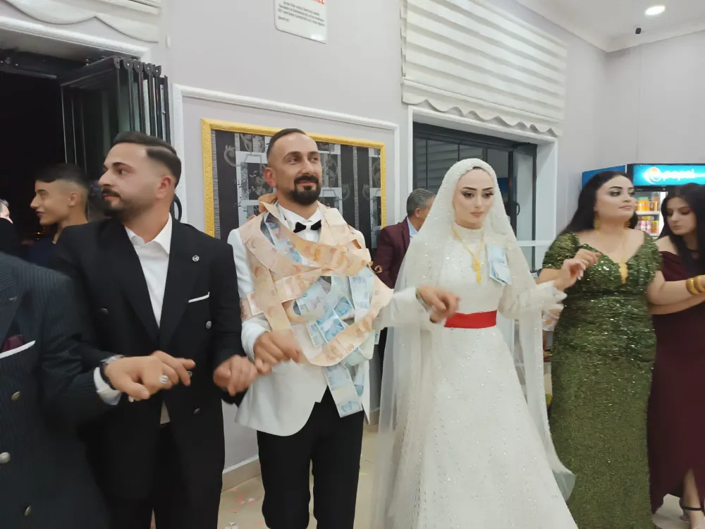 AKBAŞ VE TARHAN AİLELERİNİN MUTLU GÜNÜ