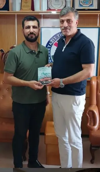 Yazar Engin Temiz Doğubayazıt Ticaret ve Sanayi Odası Başkanı Cemal Can