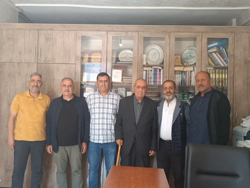 DEĞERLİ BÜYÜKLERİMİZDEN GAZETEMİZE ZİYARET