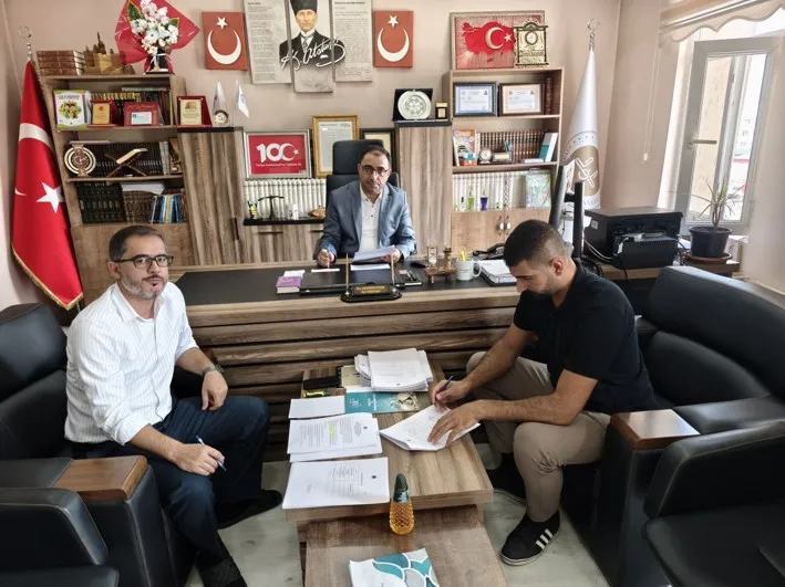 YAZINLA YAZIMA DOKUN ANI YARIŞMASI